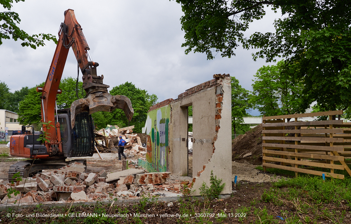 13.05.2022 - Baustelle am Haus für Kinder in Neuperlach